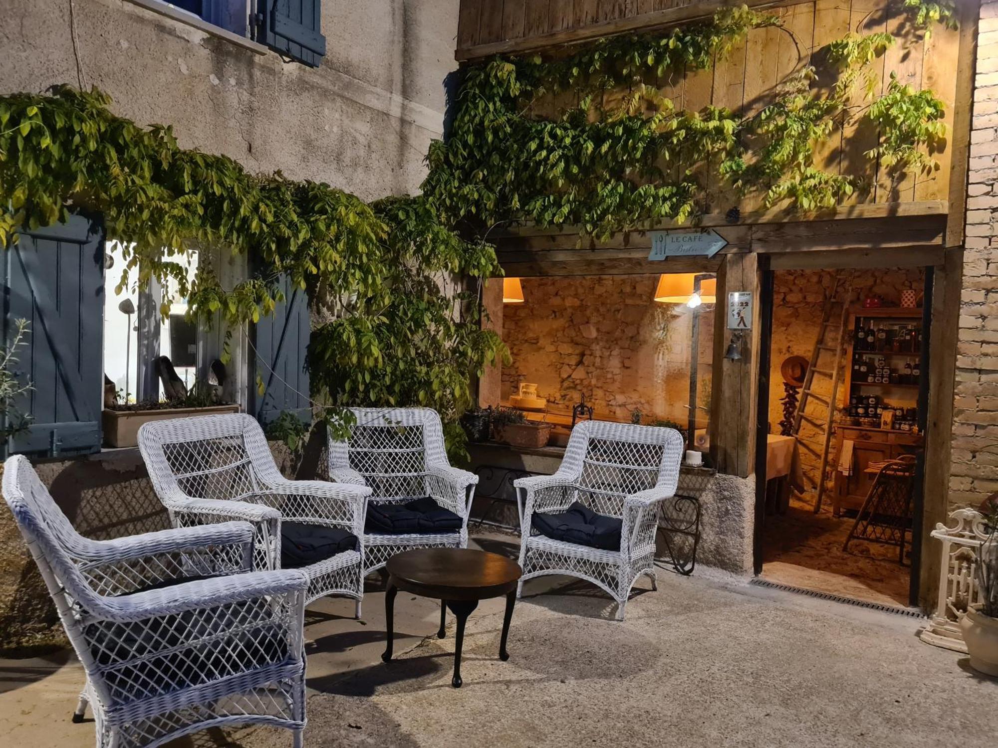 فيلا La Ferme Constantin فايانس الغرفة الصورة